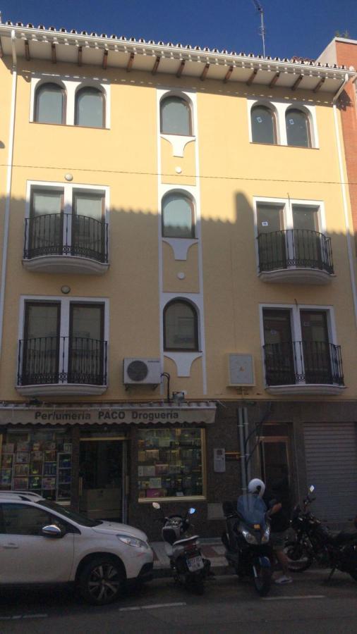 Apartamentos Marmoles Centro Malaga Luaran gambar