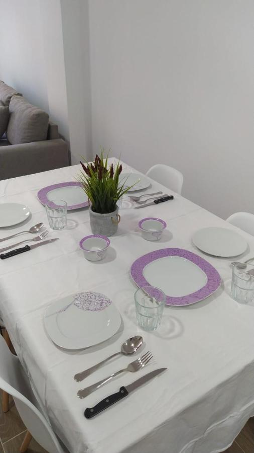 Apartamentos Marmoles Centro Malaga Luaran gambar