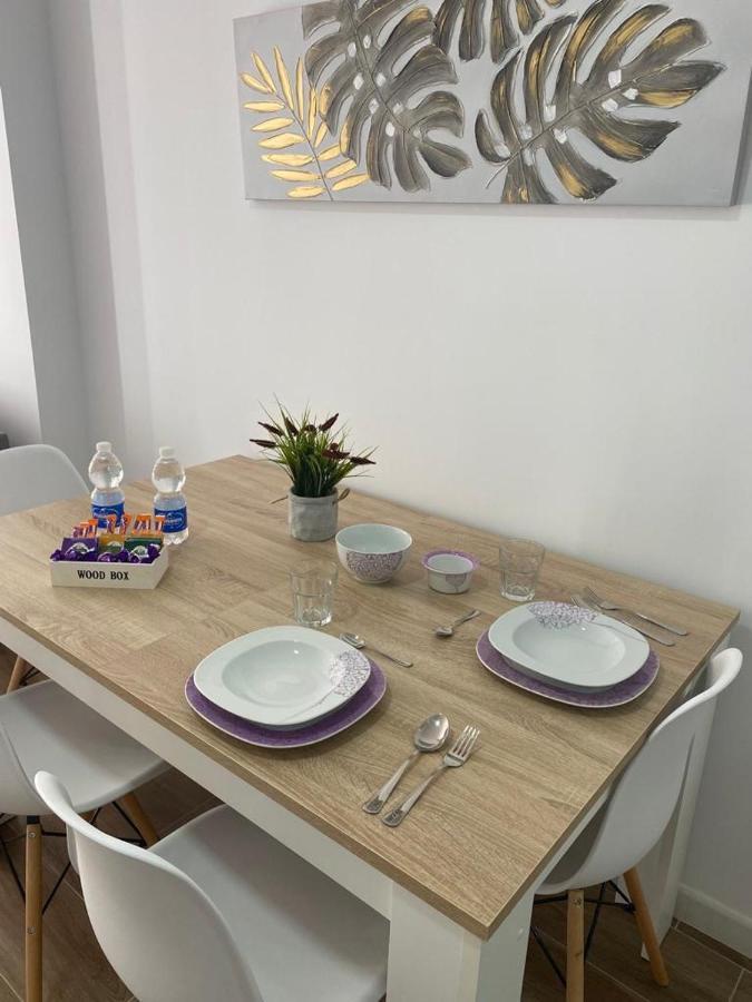 Apartamentos Marmoles Centro Malaga Luaran gambar